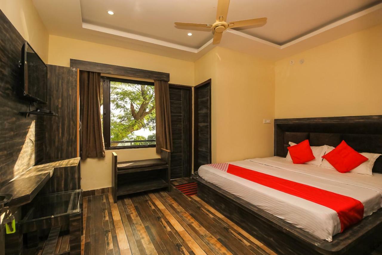Oyo 39391 Jk Guest House Dharamsala Zewnętrze zdjęcie
